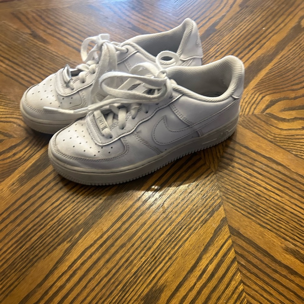 Nike Air Force 1 Low '07 White  4Y